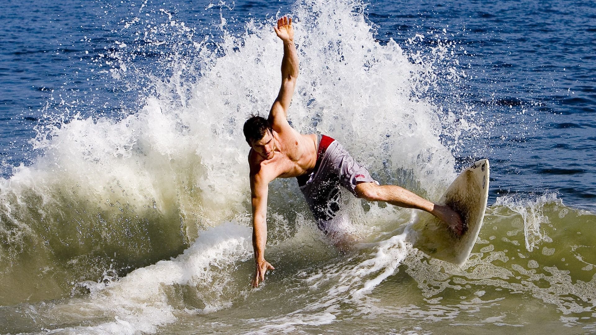 开云体育官方网站-乌拉圭男足在巴黎奥运会比赛中表现出色，赢得铜牌，乌拉圭男子足球队