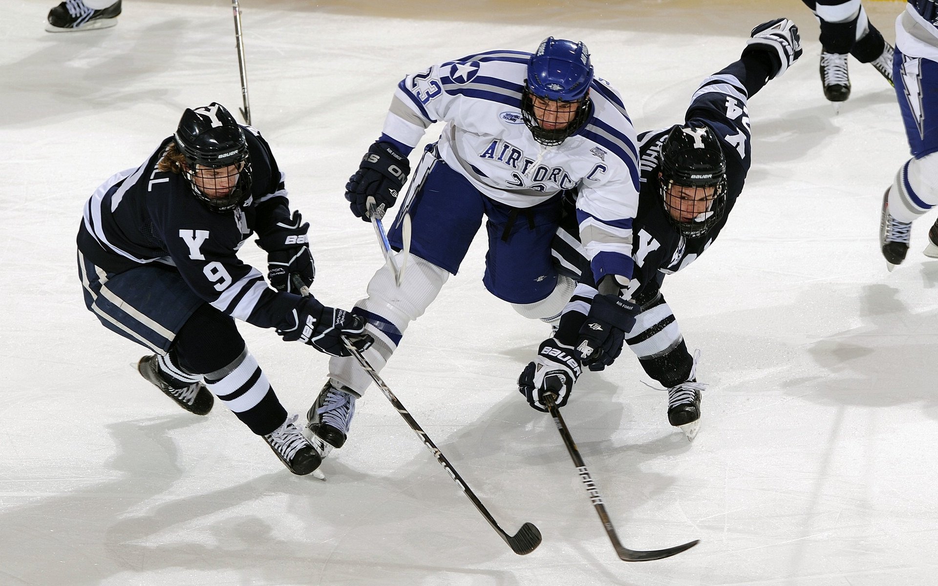 Kering-克莱尔200自沉着应战 技术渐趋成熟，克莱尔2021年9月